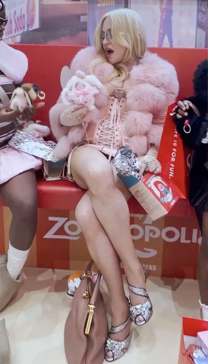 pov: your fav is the queen of pop, has the best legs and career in the business and is about to dominate music once again with Confessions Part 2