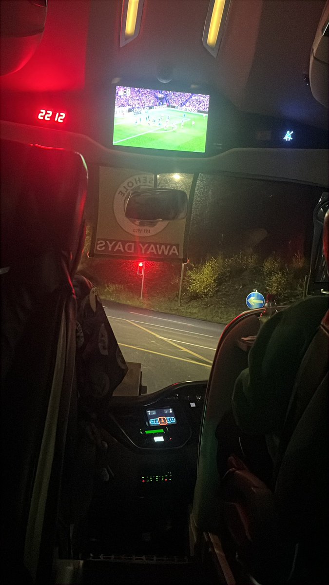 Travel update.. just left Exeter services.. nice to see the Cornish pirates there as well 👍 save journey home lads ..