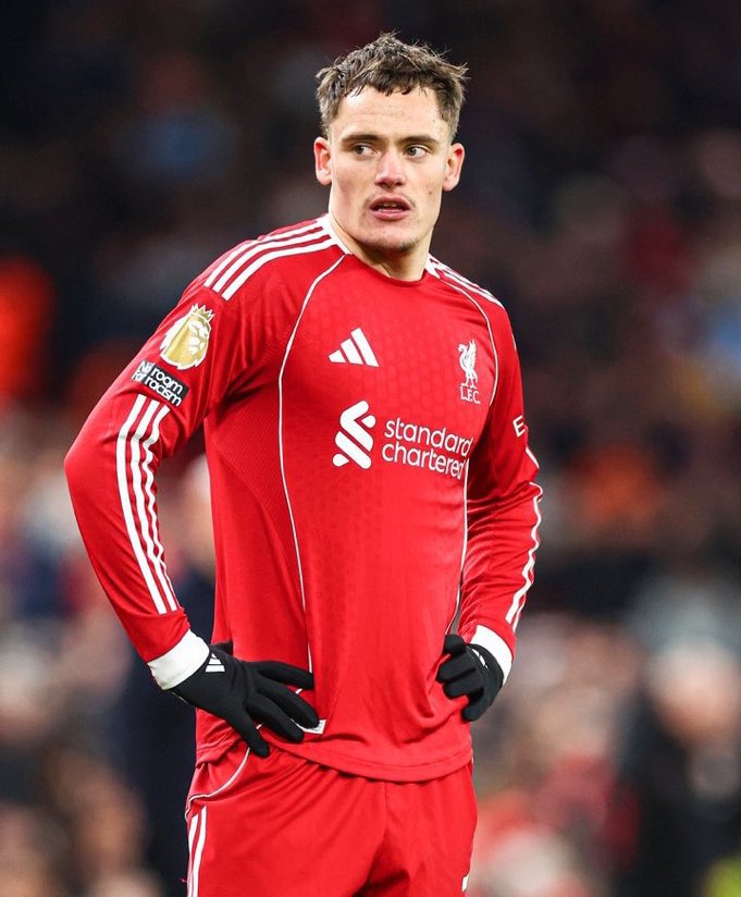 £116m Florian Wirtz:

0 goals
0 assists
14 games

£30m Brenden Aaronson

1 goal
2 assists
13 games
 
🥶🥶🥶🥶