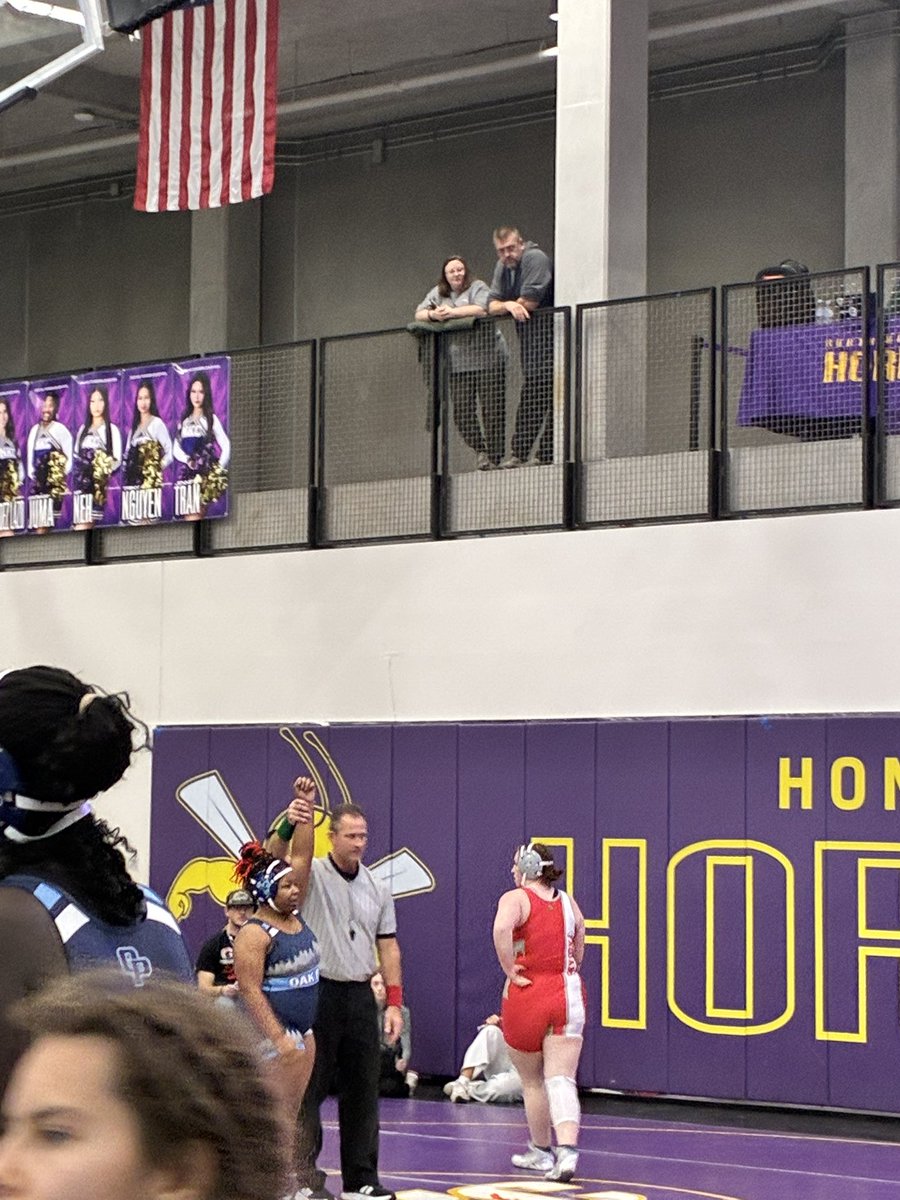 Northmen_Cval's tweet image. Great day for Oak Park women’s wrestling. Sitting in second place as a team switch 4 girls heading to finals. #finishstrong @Northmen_OPHS