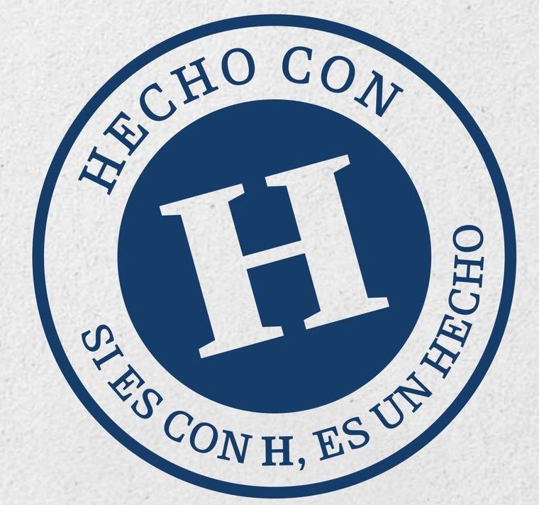 ADRIANA LUNA tweet media