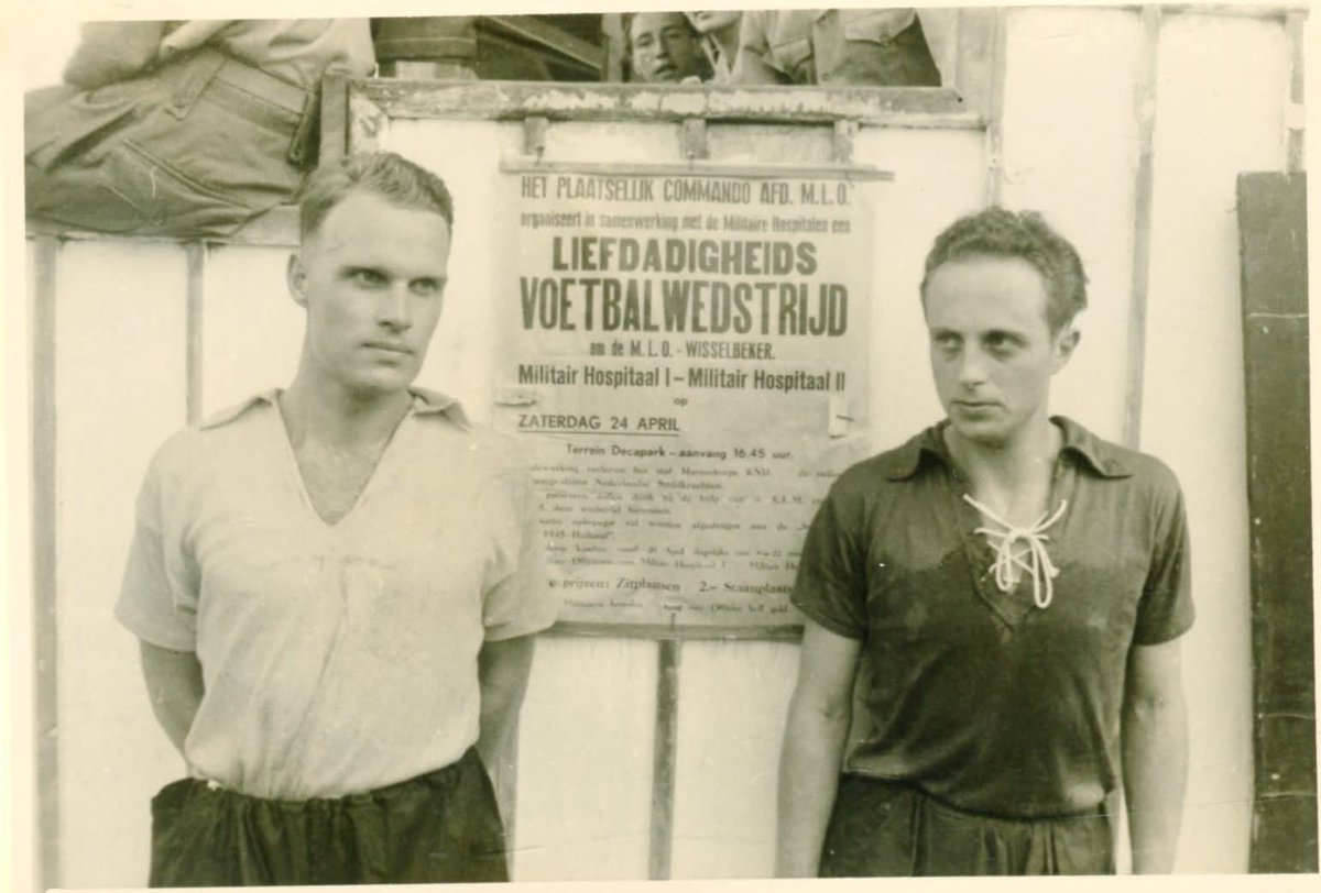 Liefdadigheidsvoetbalwedstrijd Militair Hospitaal 1 - Militair Hospitaal 2. 

De namen van de mannen op de foto's zijn nog niet bekend (informatie is welkom)

De wedstrijd vond plaats op 24 april 1948 en werd later in mei nog een keer gespeeld.

Collectie <a href="/MeppelOud/">Oud Indiëgangers Meppel</a>