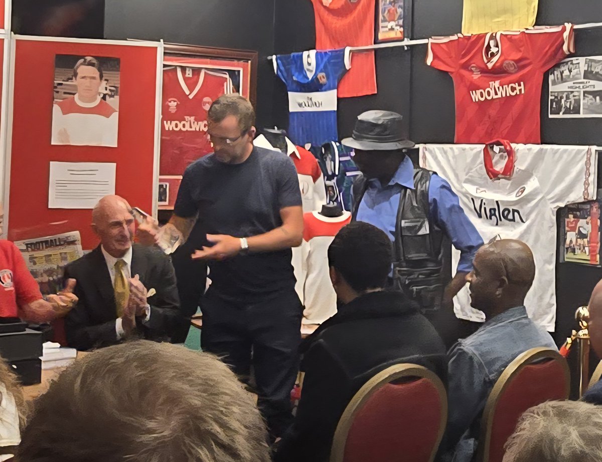 jewishjonjonjon's tweet photo. A sad day at The Valley today. #cafc will miss this constant. Rest in peace Norm. #headphonesnorm https://t.co/89ZC5ghSxb