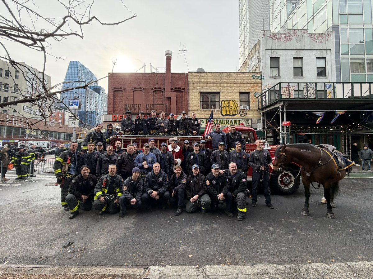 NYPD 7th Precinct tweet media