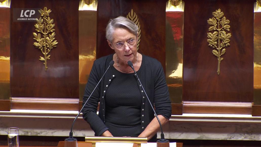 Turayon_fr's tweet image. "Sur le fondement de l'article 49-3 de la Constitution, je serai Miss France 2026." #MissFrance2026