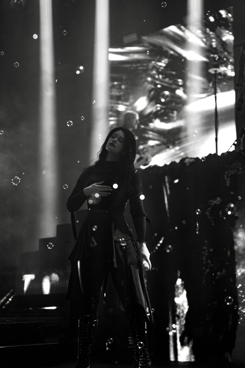 KateRussellFTW's tweet photo. 🖤 @spiritboxband in Lancaster, PA
🤍 tsunami sea tour part two https://t.co/DVi1hIJGAO