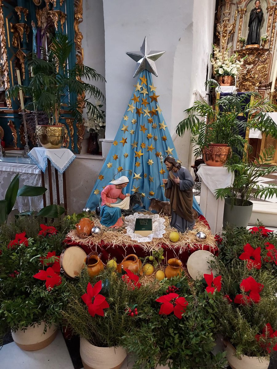 🔴//Este año, nuestra Agrupación Parroquial junto con miembros adultos y jóvenes de nuestra parroquia hemos trabajado conjuntamente para algo nuevo en nuestra localidad,nuestro Belén parroquial.
Abramos la puerta al niño.
El verbo se hará carne.

Estád atentos...
Ya viene🌟