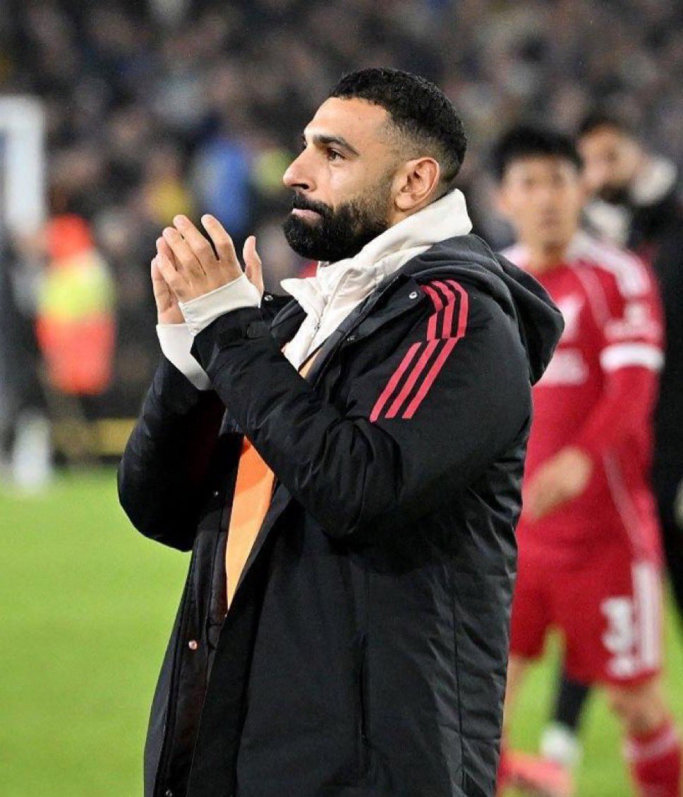 ActuFoot_'s tweet image. 🚨💣 « 𝗝’𝗔𝗜 𝗟’𝗜𝗠𝗣𝗥𝗘𝗦𝗦𝗜𝗢𝗡 𝗤𝗨𝗘 𝗟𝗘 𝗖𝗟𝗨𝗕 𝗠’𝗔 𝗧𝗥𝗔𝗛𝗜 ! 𝗖’𝗘𝗦𝗧 𝗜𝗡𝗔𝗖𝗖𝗘𝗣𝗧𝗔𝗕𝗟𝗘 ! 😱 » 💔

𝗠𝗢𝗛𝗔𝗠𝗘𝗗 𝗦𝗔𝗟𝗔𝗛 🇪🇬 𝗦’𝗘𝗫𝗣𝗥𝗜𝗠𝗘 𝗦𝗔𝗡𝗦 𝗙𝗜𝗟𝗧𝗥𝗘 𝗦𝗨𝗥 𝗦𝗔 𝗦𝗜𝗧𝗨𝗔𝗧𝗜𝗢𝗡 𝗔̀ 𝗟𝗜𝗩𝗘𝗥𝗣𝗢𝗢𝗟 (𝟯 𝗳𝗼𝗶𝘀 𝗱𝗲 𝘀𝘂𝗶𝘁𝗲…