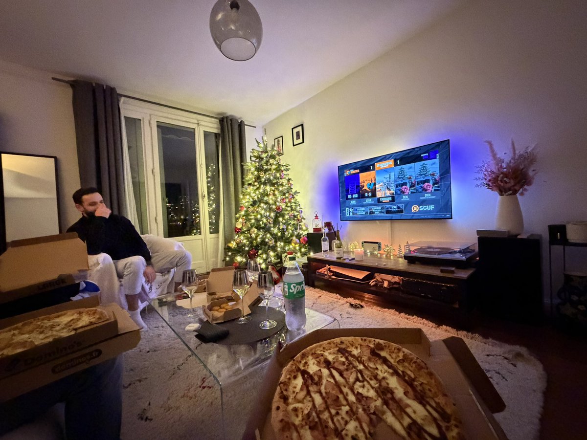 𝐀𝐒𝐊. 𝐄ᥣ𝗂ⱺ 🇮🇹☀️ tweet media