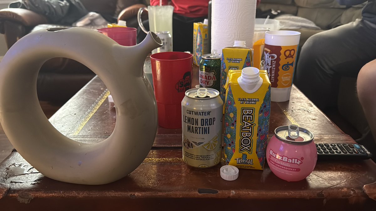 Joshua “brick man” Johnson tweet media