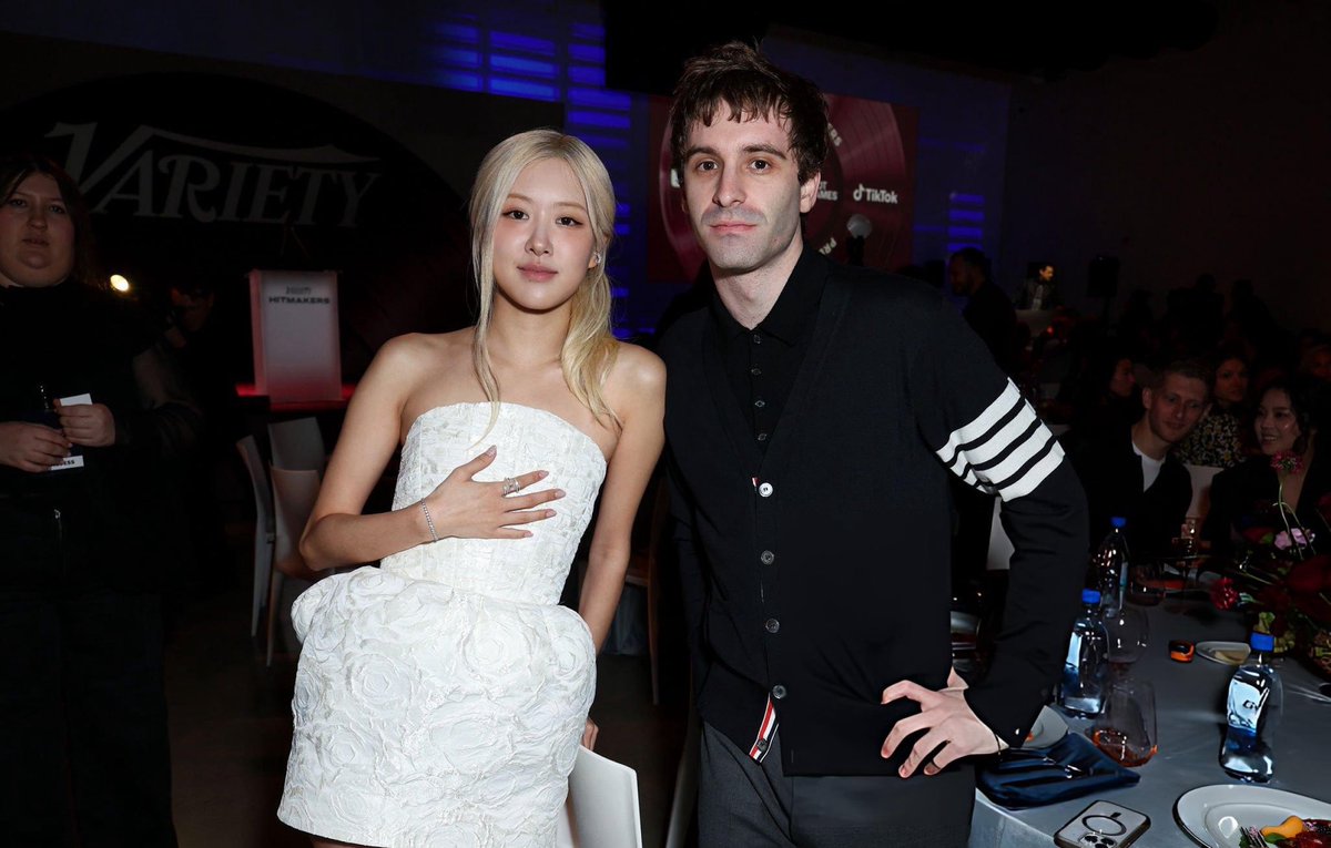 THEMARIASUPDATE's tweet image. Jesse and Rosé at the Variety Hit Makers Event !