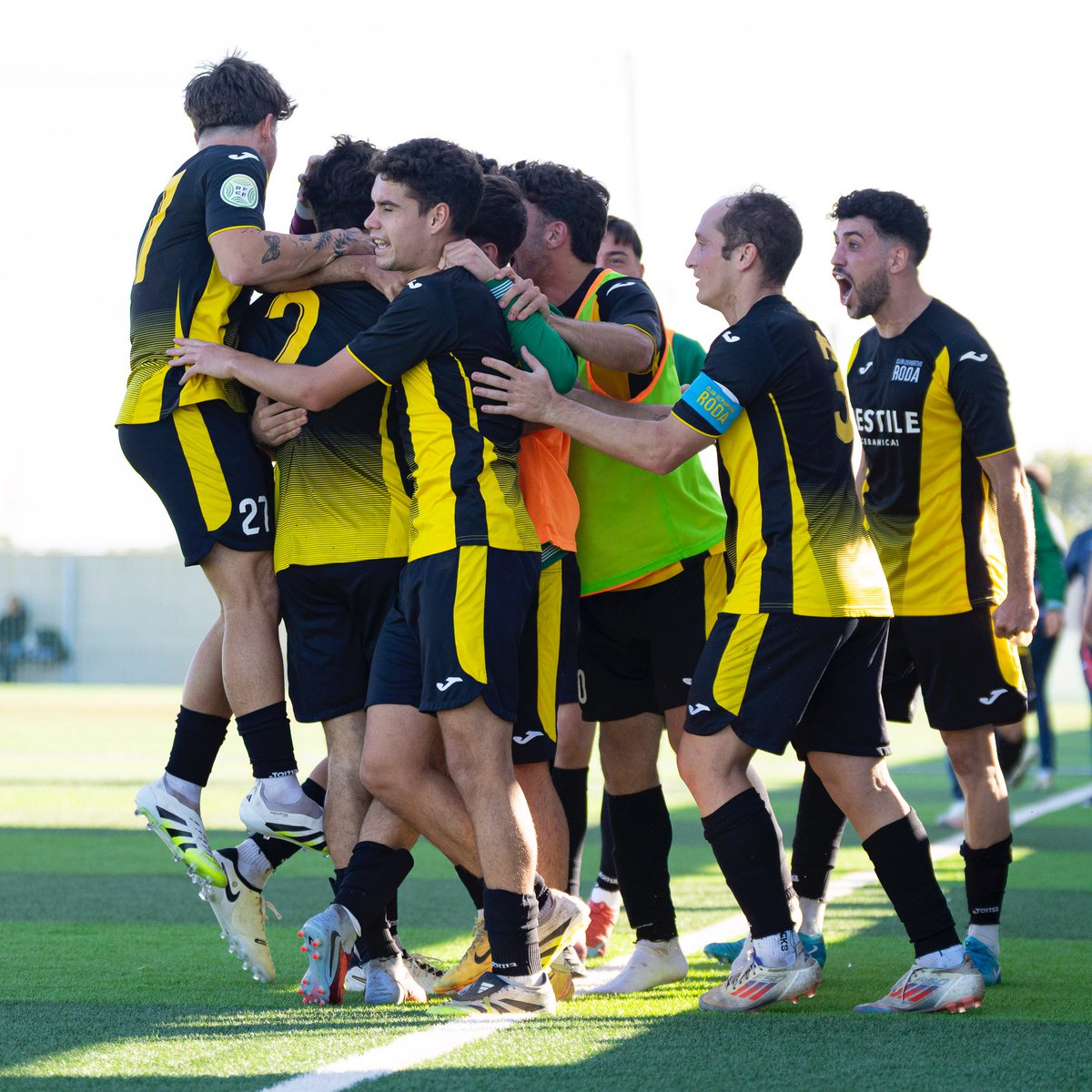 ¡Seguimos 🍍💪!

#CDRoda #SomRoda