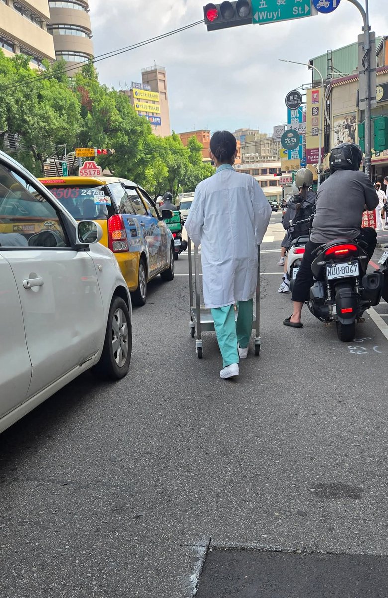 Kim Tae Ri tweet media