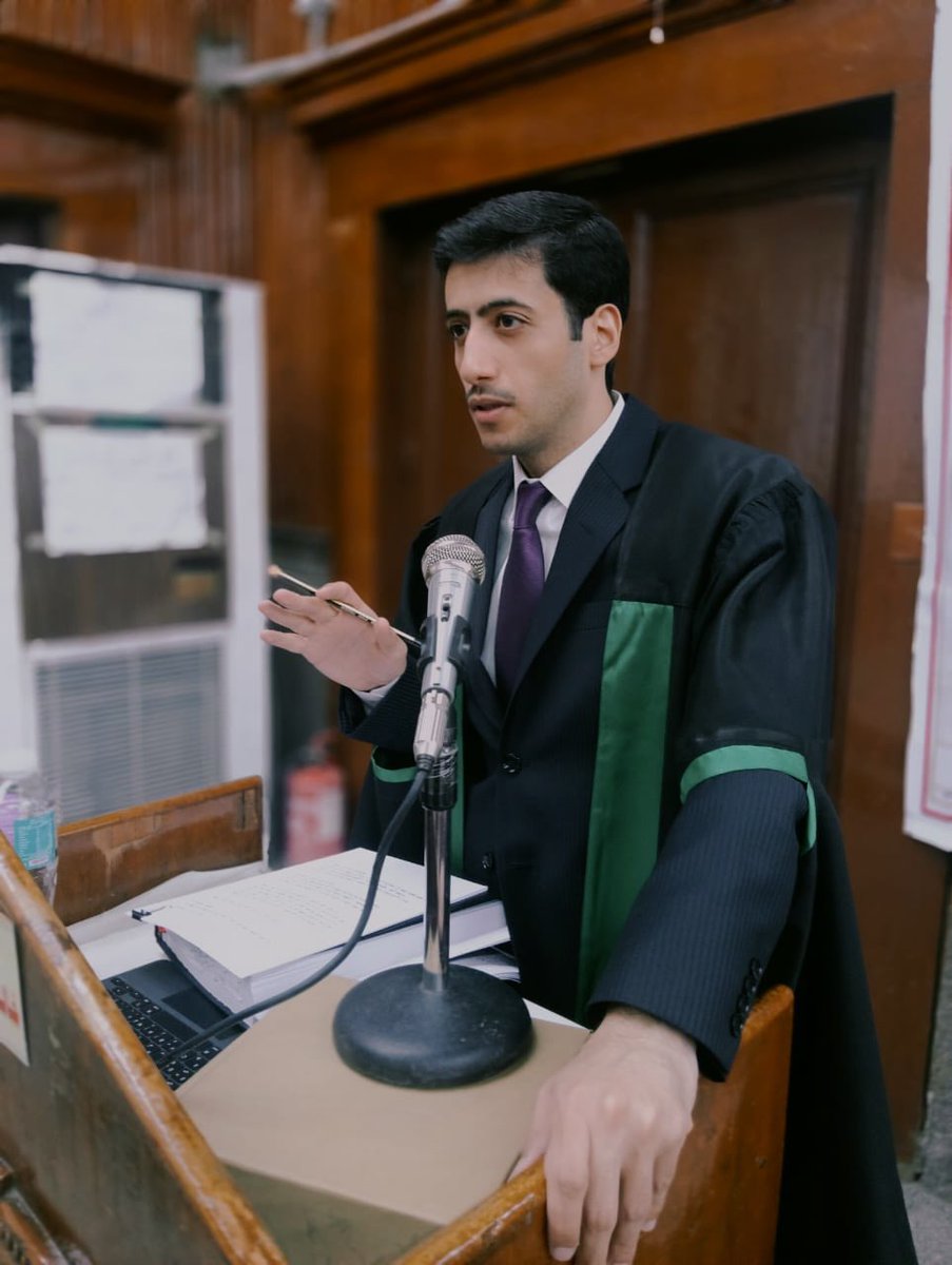 الحمدلله الذي بنعمته تتم الصالحات وبحمده تتم النعم وتُدرك الغايات وله الشكر أولًا وآخرًا

بفضلٍ من الله وتوفيقه، حصلت على درجة 
«الدكتوراه»
في القانون العام – جامعة القاهرة
بتقدير امتياز

بعد مناقشة رسالتي بعنوان:
«دور القضاء في حماية الحقوق والحريات العامة في الفضاء الرقمي»