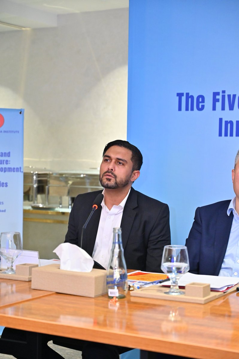fosrpci's tweet photo. This is the century of Asia, and China is leading global development. Regional countries should join platforms like SCO, BRICS, and the BRI for the region’s collective progress: Jehad Zafar, Social Media Influencer

🇵🇰 🤝🏻 🇨🇳 
@Jehad_Zafar @CathayPak https://t.co/e0y7SsJvi7