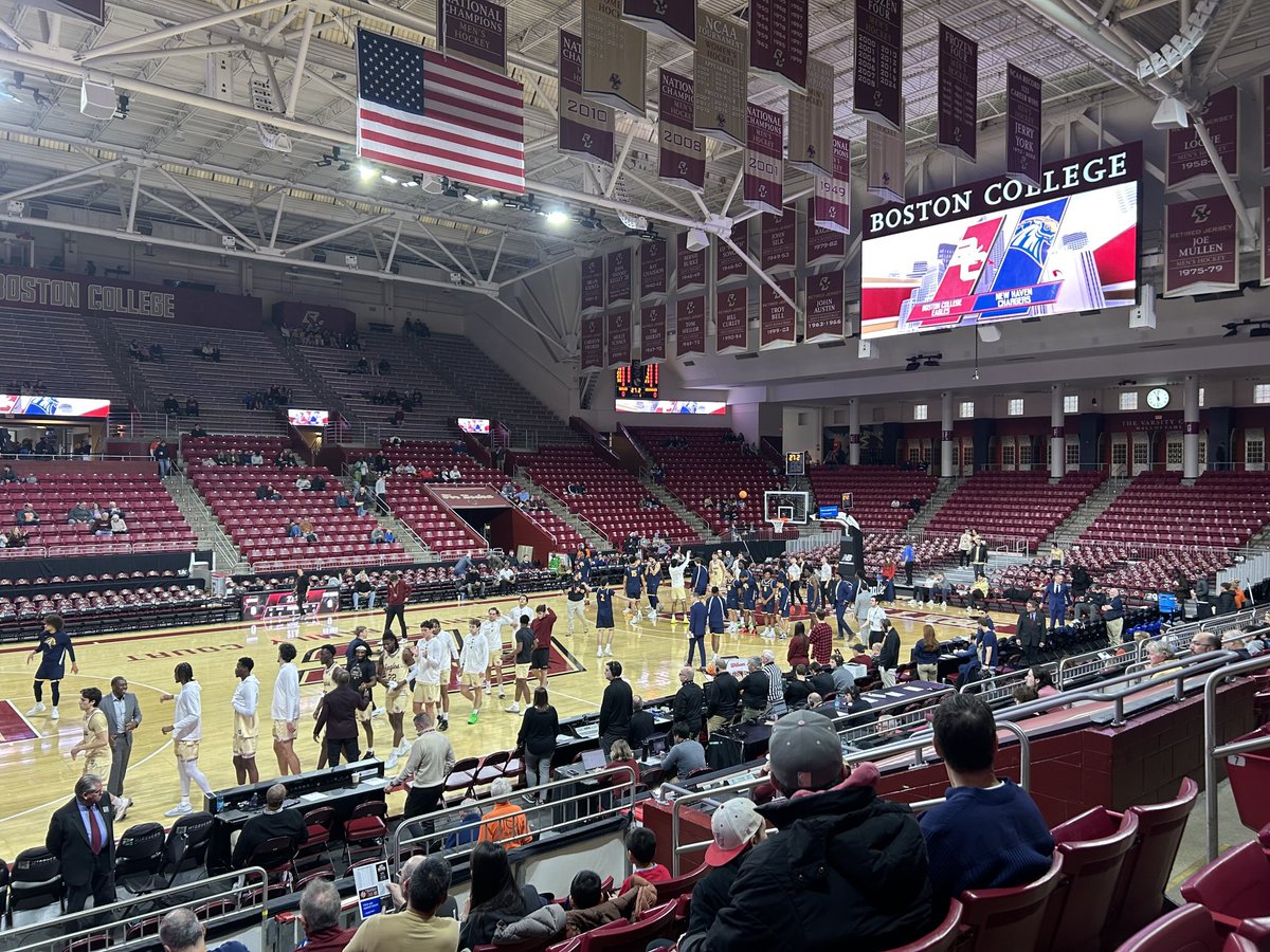 Congrats ⁦<a href="/BCEagles/">Boston College Eagles</a>⁩ we really nailed the "Gold Out" today.