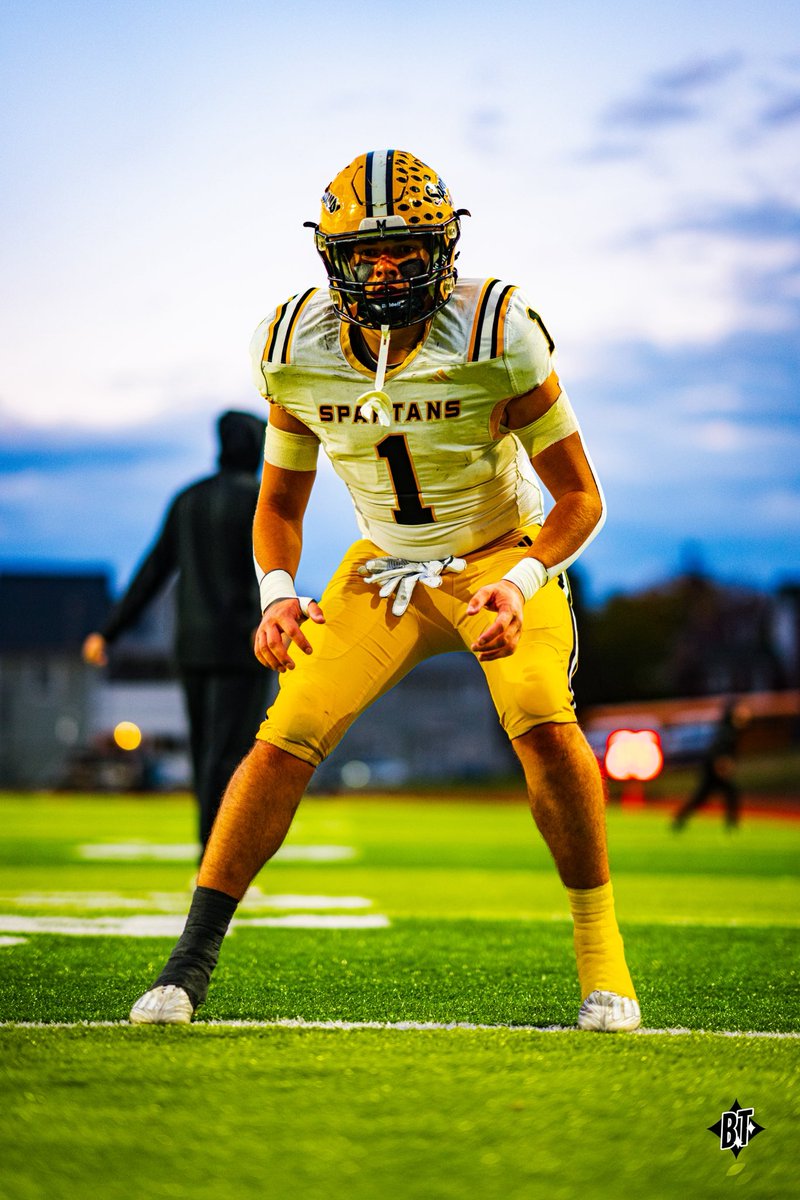 dylanrogers_1's tweet image. Still looking for opportunities‼️‼️
6’2 220 DE/LB
3 Year WPIAL 4A Starter
Senior year stats
84 Tackles,16 TFL, 5 Sacks, 1 INT, 1 punt blocked returned for TD.
SENIOR YEAR FILM- hudl.com/v/2SYepH
Currently hold 3 Offers.
@wpialsportsnews @CoachRazzanoSRU @lutzsru…