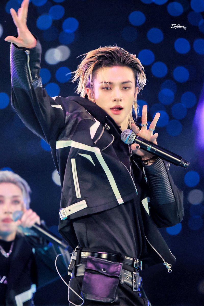 251206 AAA #현진 #hyunjin #黃鉉辰 #StrayKids #스트레이키즈 #ヒョンジン