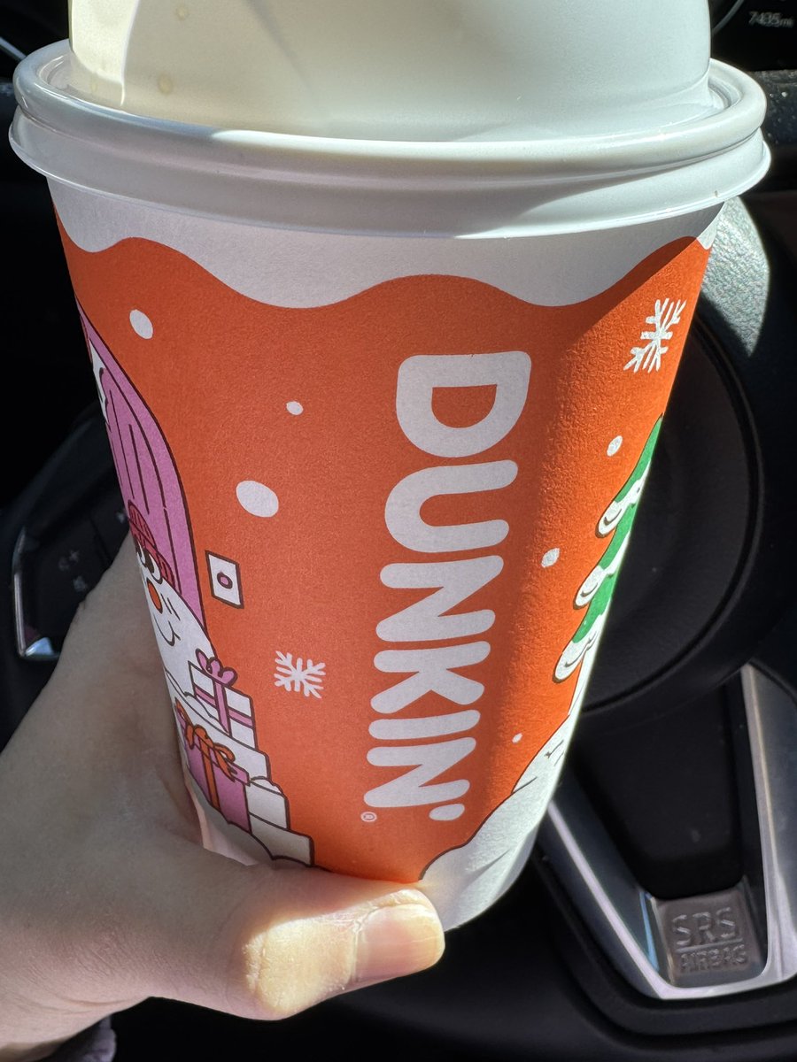 Quick coffee before taking baby girl to her gymnastics class.

It’s the little pause I get before the day picks up again.

Even a few minutes makes a difference.

How are you finding your pause today?