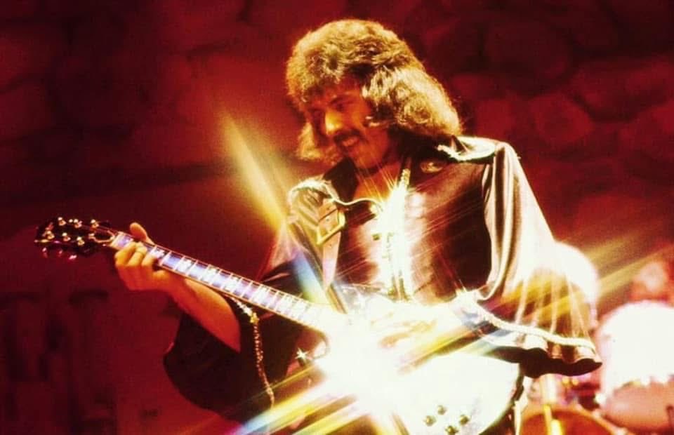 BlackSabbath's tweet photo. Dec. 6, 1976
@TheGarden
New York, NY https://t.co/2lO88XZqEE