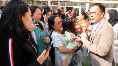 AymanMatNews's tweet image. Philippine Migrant Workers Secretary Visits Kuwait’s Expatriate Labor Shelter Center..

#Kuwait The Acting Director General of the Public Authority for Manpower, Eng. Rabab Al-Osaimi, received the Secretary of the Department of Migrant Workers (#DMW) of the #Philippines, Hans Leo