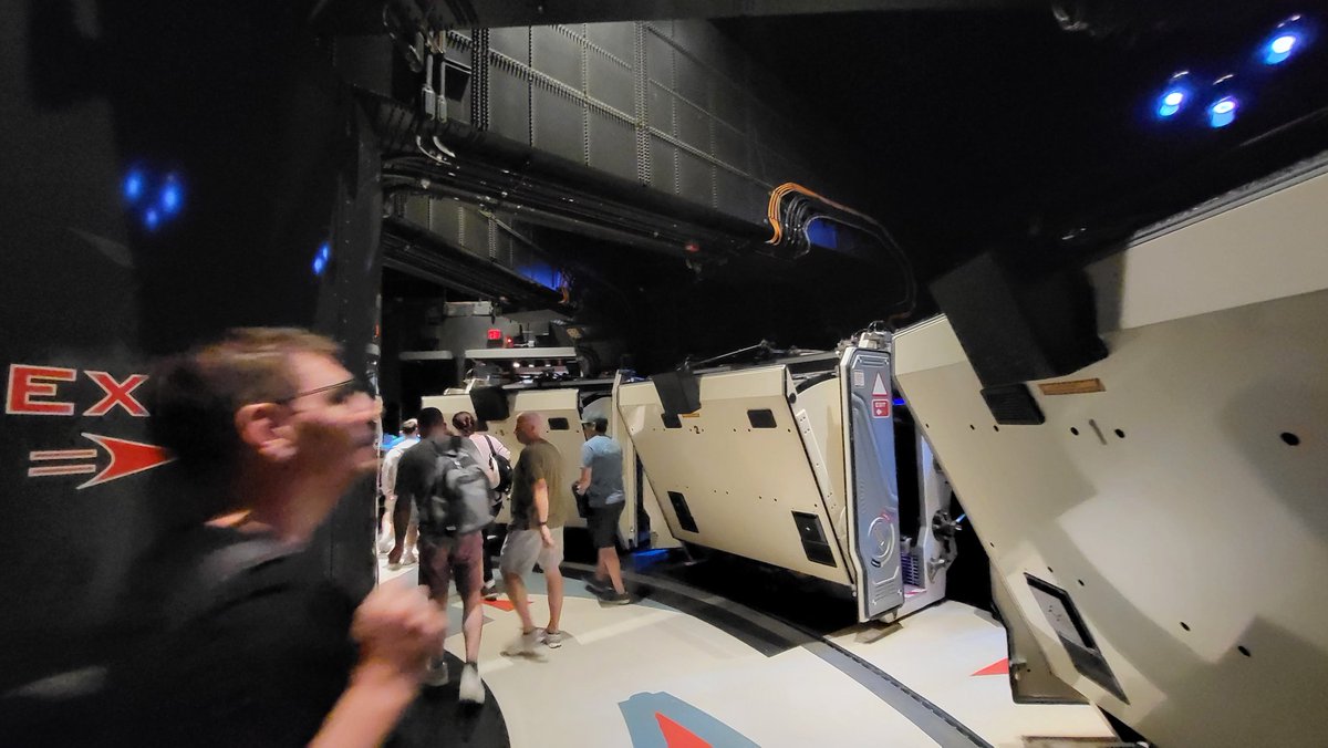 Greenywoof tweet media