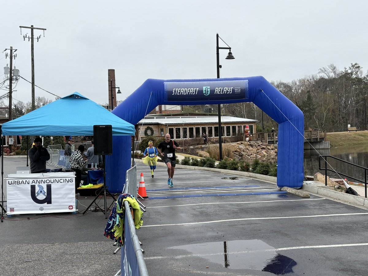 SSpackle's tweet image. Spackle’s Speedsters joined the crowd in @F3LexSC for the inaugural Old Mill Marathon Relay! What a great event! Well done Juice &amp;amp; Jam! Good times and great fellowship! Kudos to Glowworm for volunteering! Time to go make it a great Saturday! 🙏👊💪🏃‍♂️🏈🏈🇺🇸@PalmettoScot @sukispur