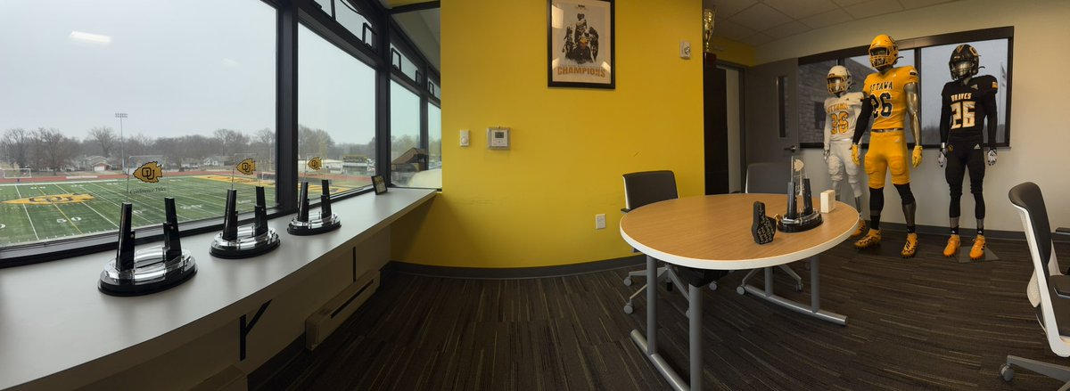 Nick Davis tweet media