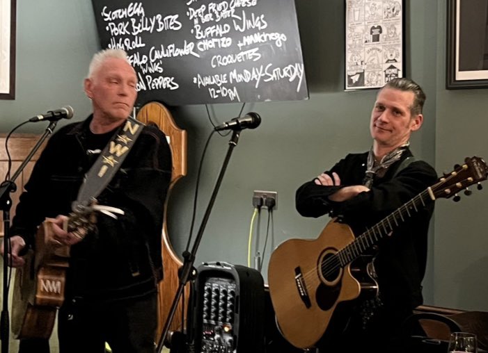 nwiband's tweet image. A few pictures from last night at @Carltontav . As you can see, we had a laugh! Thanks to @tombrightmusic for an excellent night. And thanks to everyone who came down.