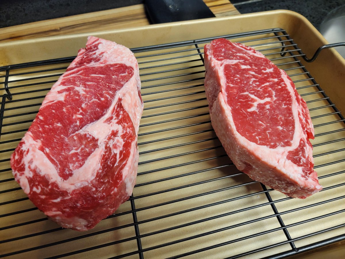 SamaHoole's tweet image. October 2022: Nature Medicine publishes the most comprehensive red meat analysis ever conducted.

Global Burden of Disease study. 204 countries. 30 years of data.

This study did what previous research refused: account for healthy user bias.

What's healthy user bias?

People who…