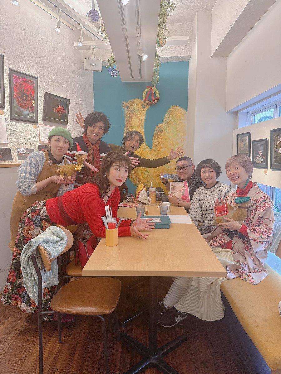 ももいろぞうさん同窓会&amp;忘年会でした！
ももいろぞうさんというのは、
私が当時相方の女性脚本家と2002年に旗揚げし、2011年までは定期的に本公演をしていた劇団です。