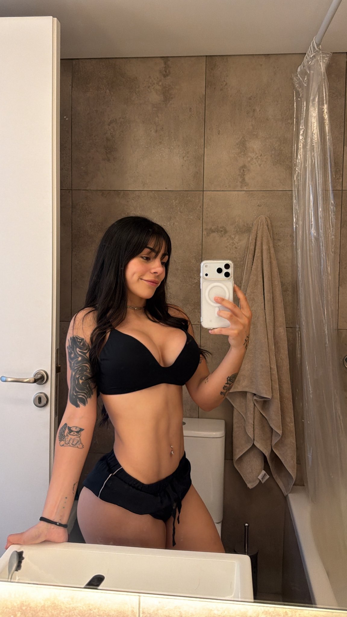 [Imagen: G7gLA6rWQAA7-QW?format=jpg&name=large]