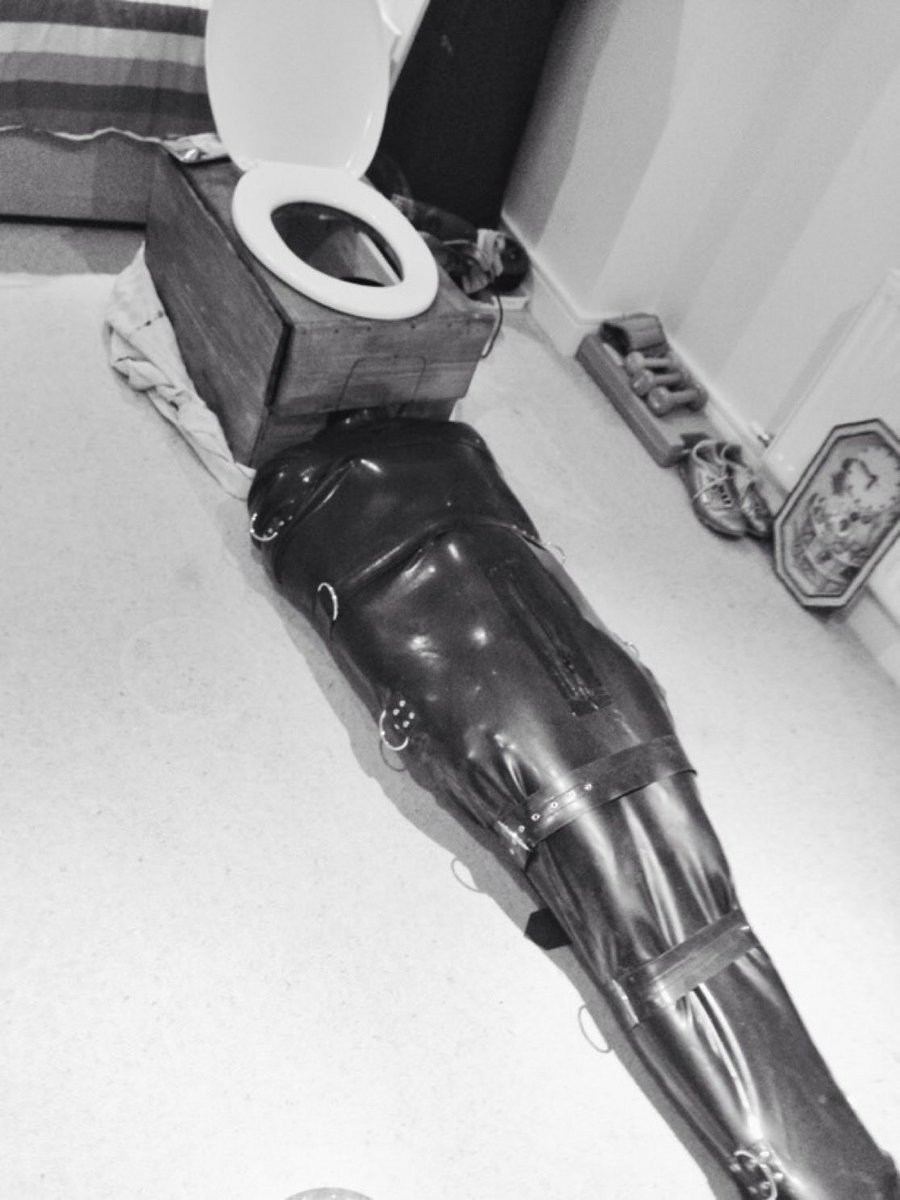 CUSTOMER NOTICE! 

We are currently experiencing issues with our water supply. 

Emergency toilets are now in place, they can be located at the left hand side of the bar.  

Enjoy your night and thank you for your patience 

Bar management 🍻