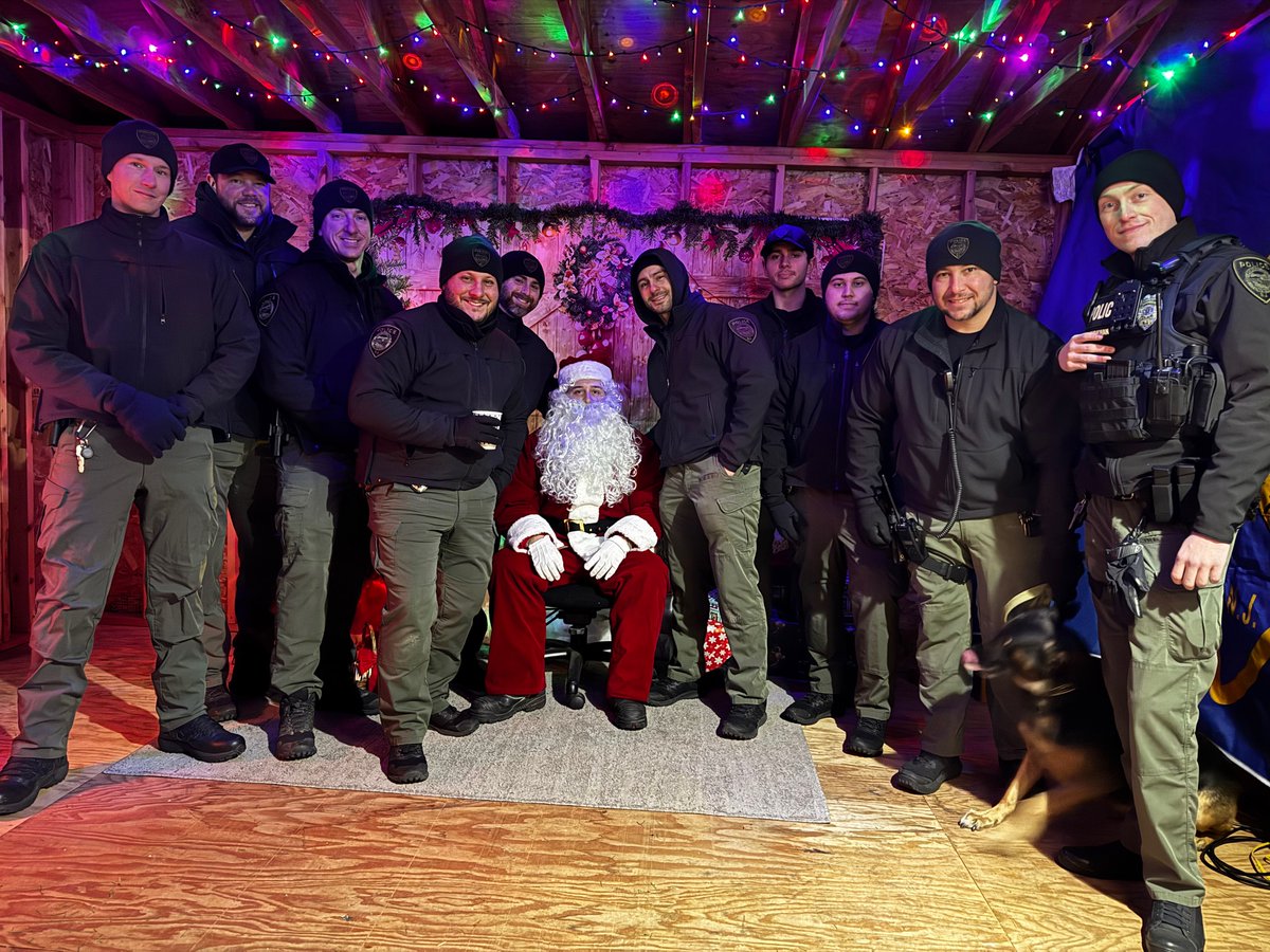 PohatcongPD's tweet photo. Thank you to everyone who came out last night for our annual Community Christmas Party.  It was great to see everyone and we hope you all had a wonderful time!  We would also like to thank everyone who helped make this event possible! https://t.co/WwQ42HhpZh