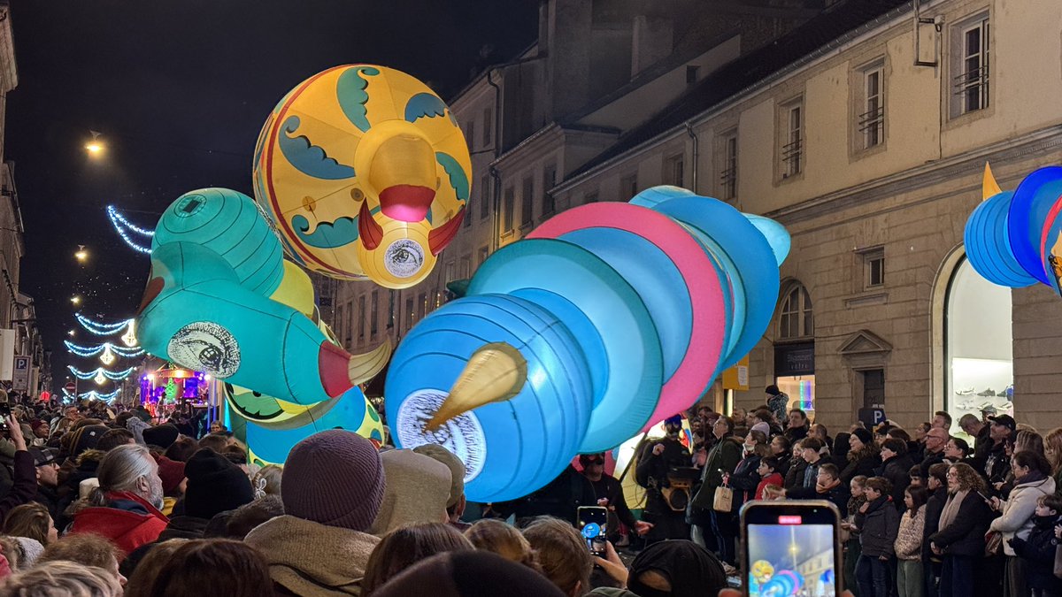 Saint-Nicolas tweet media