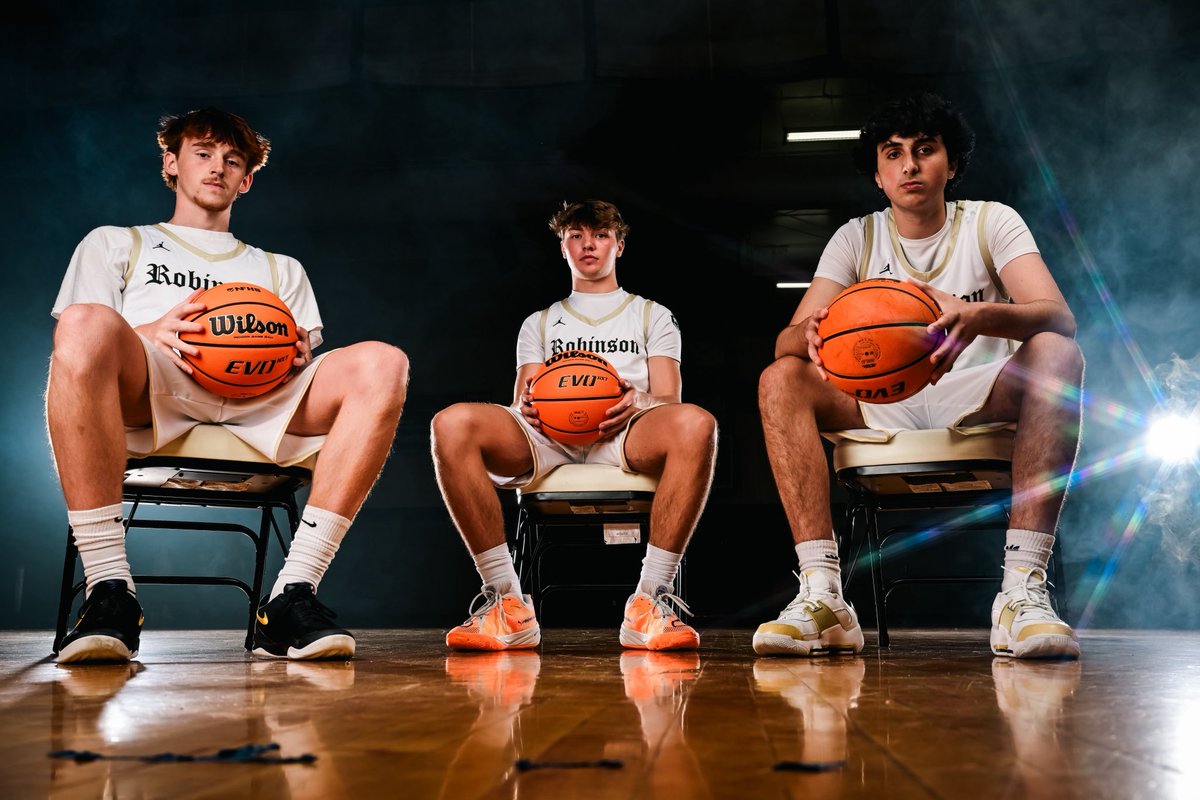 Robinson Basketball tweet media