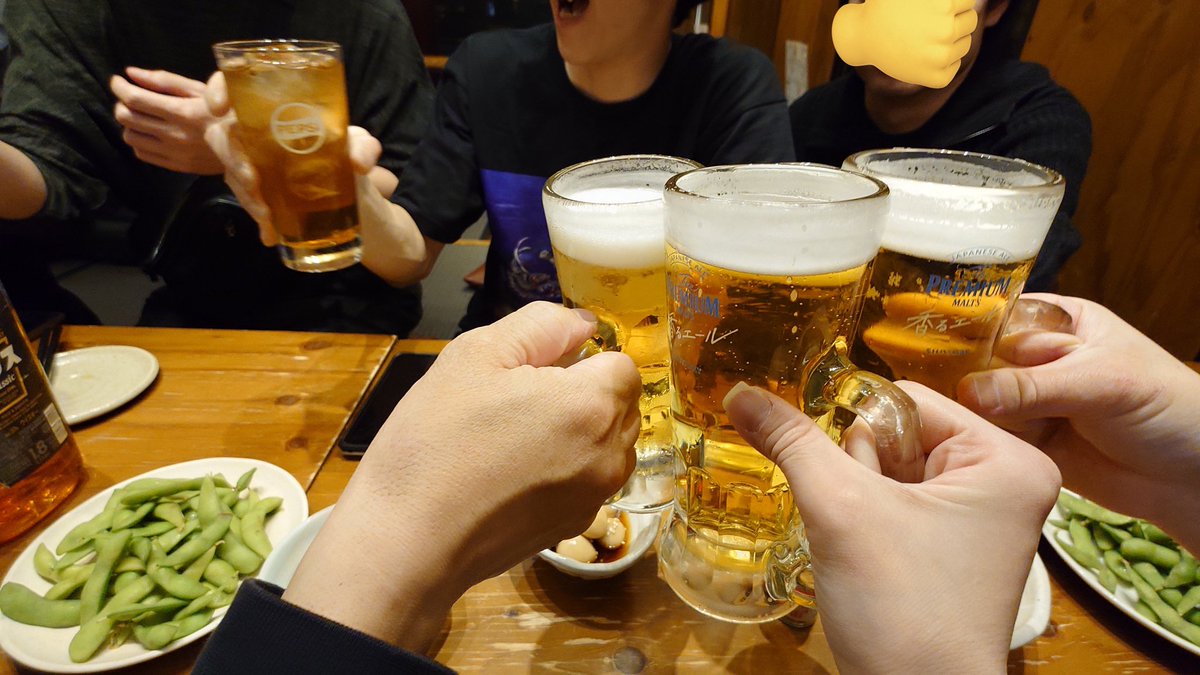 ということで、曲の詰め込みの今年の山場として御茶ノ水のESP GROOVE LOUNGEさんでのセッションに参加させて貰ってきました(-ω-*)今回は90年代縛りで、私の参加曲は
・Painkiller / Judas Priest
・little cloud / SOPHIA
・DAHLIA / X JAPAN
の3曲。この時代の曲だと4弦のダウンチューニングで演れる!