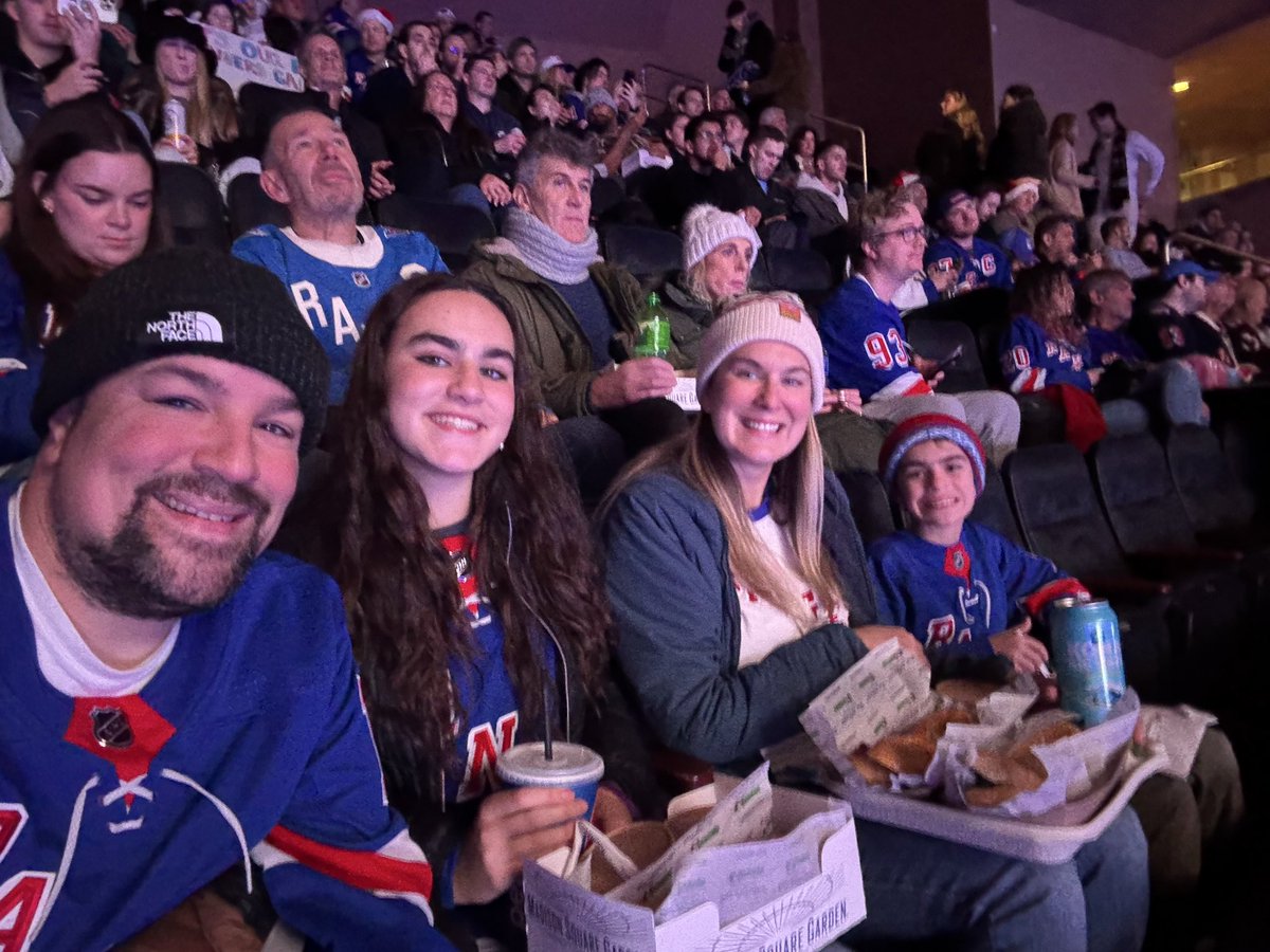 mtessler's tweet image. Happy Birthday Owen!! #letsgorangers
#lgr #noquitny