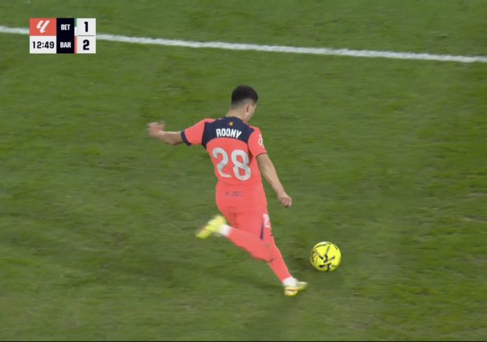 M A E S T R O tweet media