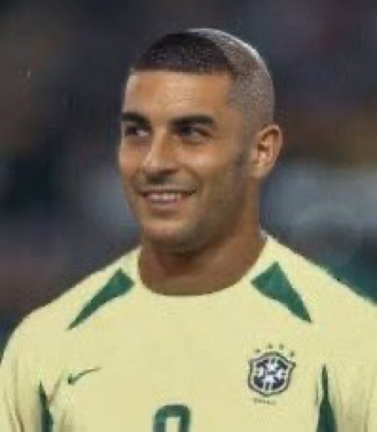 Msn_sis0's tweet photo. Ferran Torres vs Real Betis https://t.co/e7OZhTVA2U