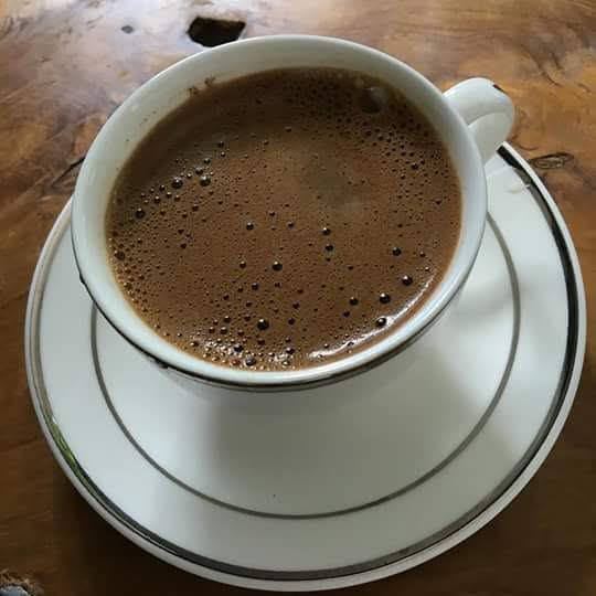 أريدك أن تُحبني حين أكون أسوأ من العادة ؛ فالكلّ يُحبني حين أكون في مزاج جيّد 
مسائكم #قهوة_رواق ومزاج عالي