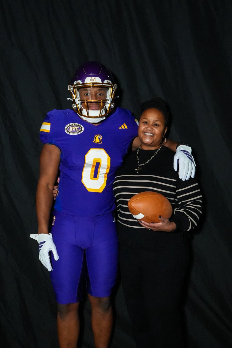 jordanbarnettt's tweet image. Really Enjoy my visit 🟣🟡@CoachAugust_ #Aimhigh