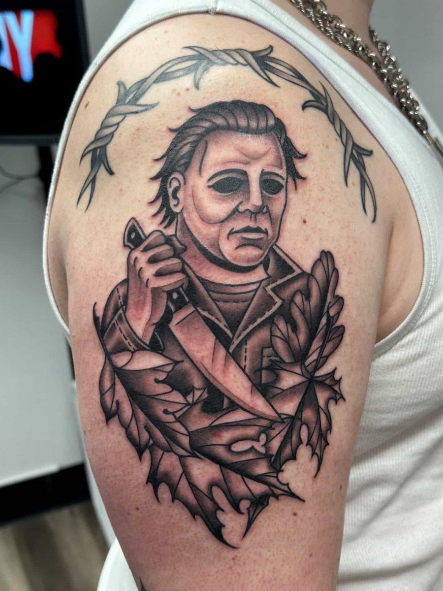 Sleeve progress👀 #michaelmyers #halloween 🔪