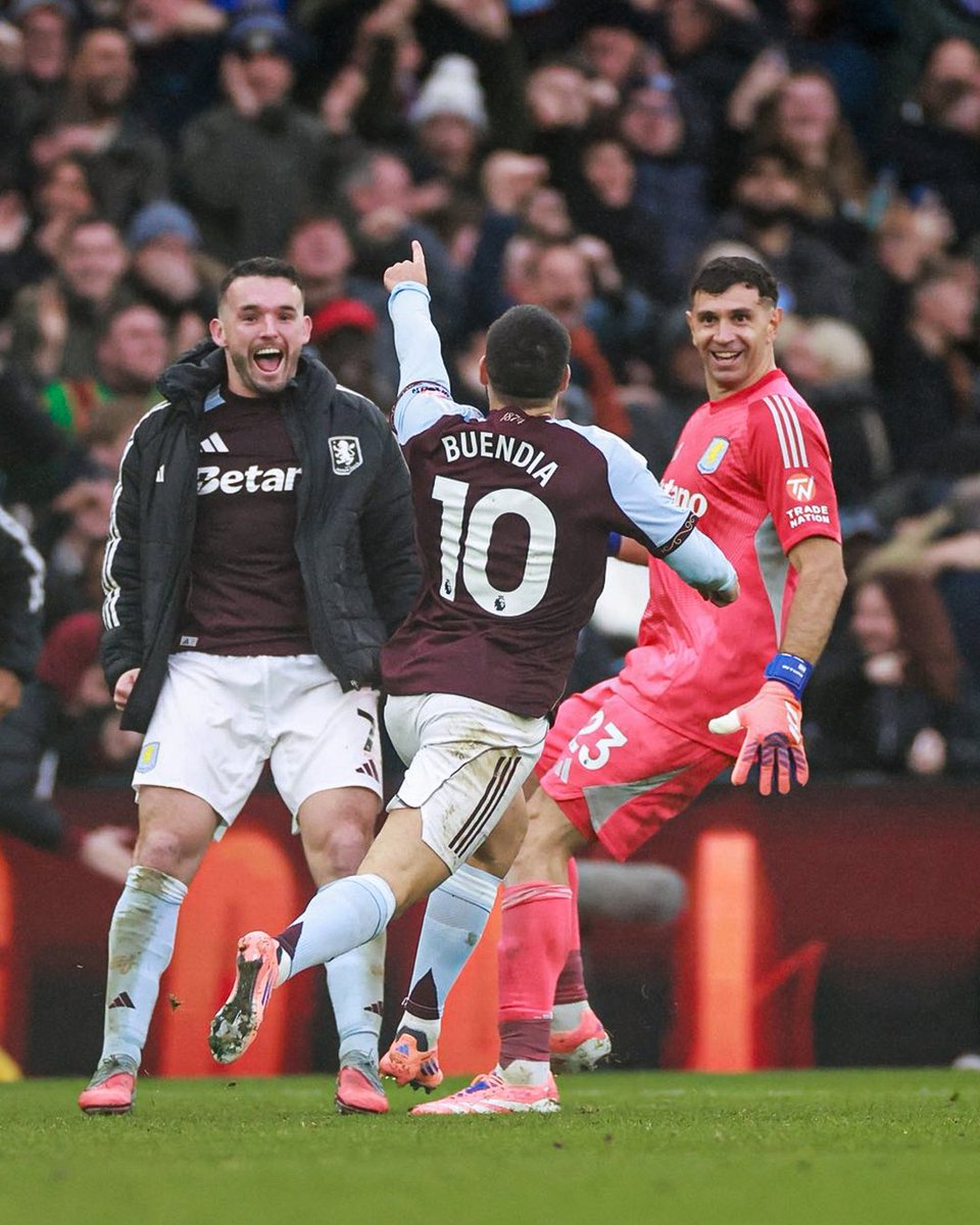 This might be the greatest picture of all time. 

#AVFC