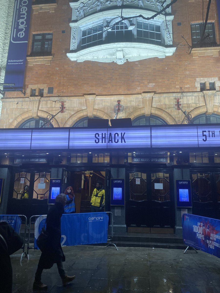 DagsKehoe's tweet photo. Brilliant Friday xx 
Seeing Shack fronted by 
 the Genius Mick Head xx https://t.co/aGrZSM604K