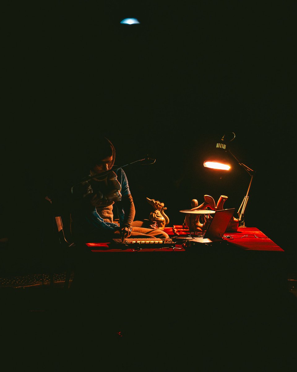 LineaACT_'s tweet image. El pasado viernes 21 de noviembre, la Línea de Arte, Ciencia y Tecnología del Idartes cerró la franja de presentaciones en vivo del Festival #RealMix 0.5 con “ITA / Animacy or a Breath Manifest”, performance de la artista mexicana Vica Pacheco

🪡🧵