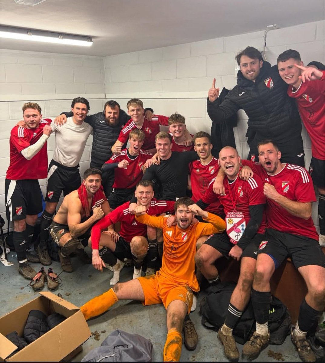 FordhamFC's tweet image. These lads 🔥🔥🔥🔥🔥🔥 what a team 🔴⚫️⚽️