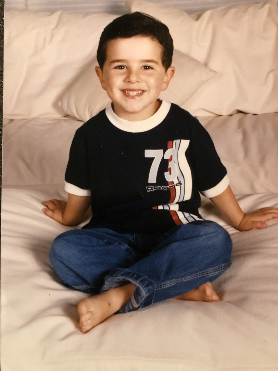 The gloves are off.

BOLD (<a href="/eatboldbar/">BOLD BAR</a>) has the opportunity to launch in 500 grocery stores across the US in ‘26. 3 flavors.

The time to raise is now.
I need to make this happen.

There’s no better time to board the rocketship than today.

5 year old Sean would be very proud.