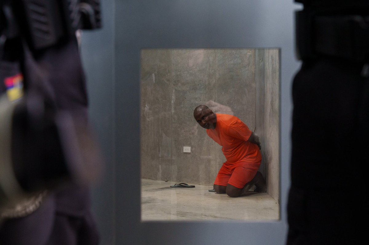 JohnReimberg's tweet image. Un criminal menos en las calles. Un inquilino más en la Cárcel del Encuentro.