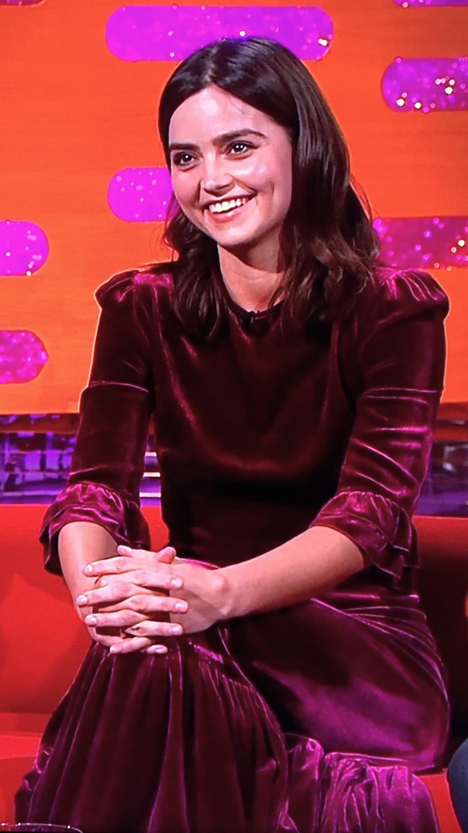 daveac's tweet photo. Memory Captures: From off air on The Graham Norton Show - dated Dec 22nd 2017 - here's two screenshots of actress Jenna Coleman #BBCOneHD #thegrahamnortonshow #drwho #memory https://t.co/CHCSYlxx4n
